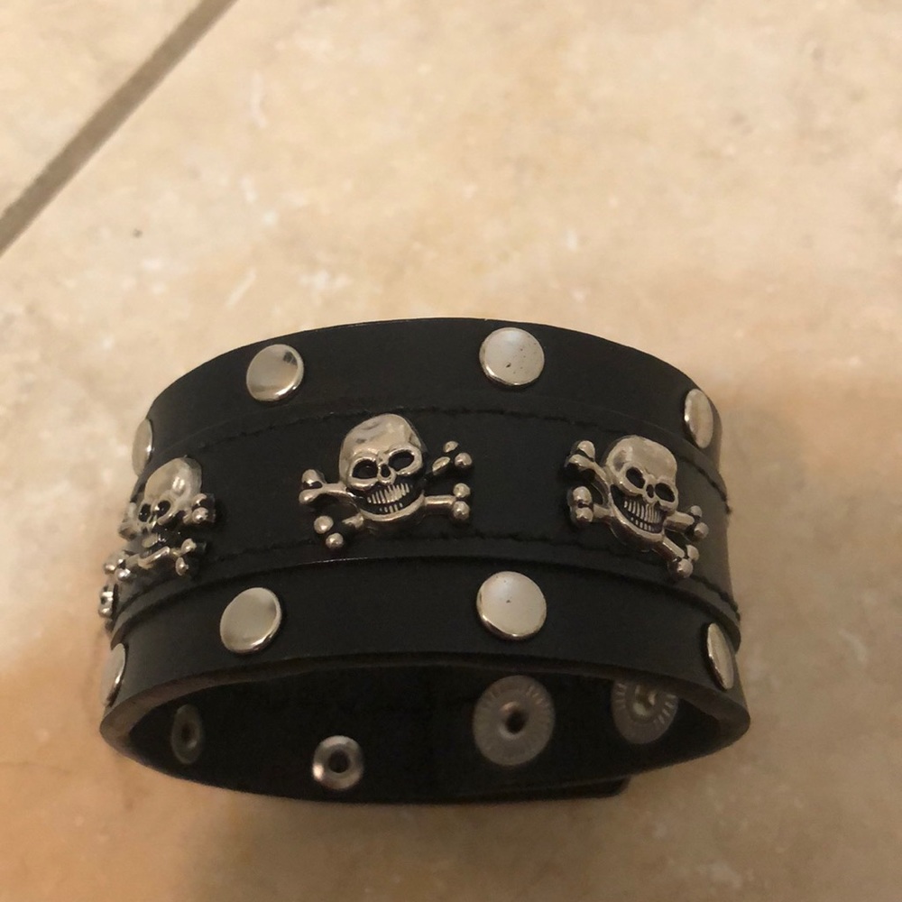 Wrist cuff